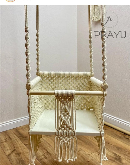 💛 Wrapped in Gold – A Swing Made for Precious Beginnings
